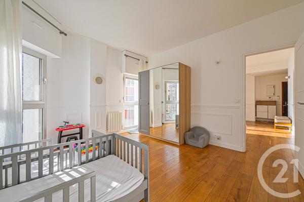 Appartement F3 à vendre  3 pièces - 78,69 m2 PARIS - 75016