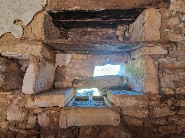Maison ancienne - Saint-cyprien Perigord Noir, Projet en pierres du pays, en cours de renovation et début d'extension sur joli terrain clos de murets