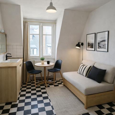 Chambre de service avec point d'eau