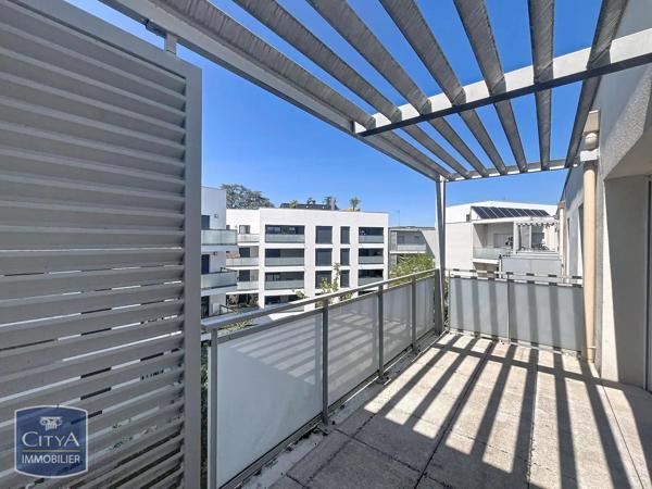 Appartement à louer 3 pièces 61.56m² Décines-Charpieu (69150)