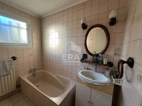 Maison A VENDRE EN VIAGER OCCUPE à Château Arnoux Saint Auban