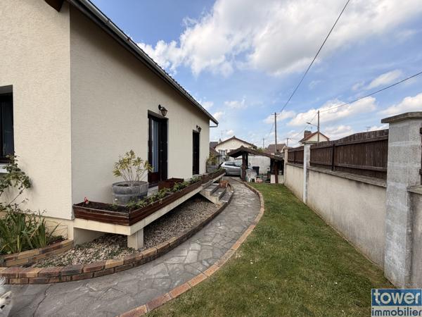 Maison
                                                                                                                                                                                                                                                                                                                        5 pièce(s)                                                                                                                                                                                                          3 chambre(s)                                                                                                                                                                                                          93.68  m²