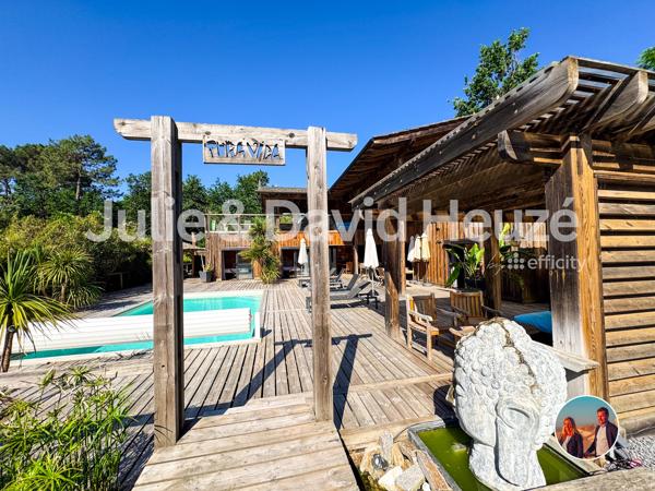 Maison
         12 pièces
        - 325 m² Bien prestige