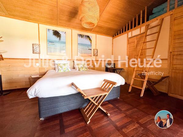Maison
         12 pièces
        - 325 m² Bien prestige