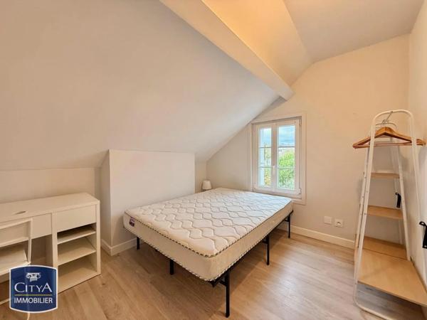 Appartement à louer 4 pièces 42.27m²