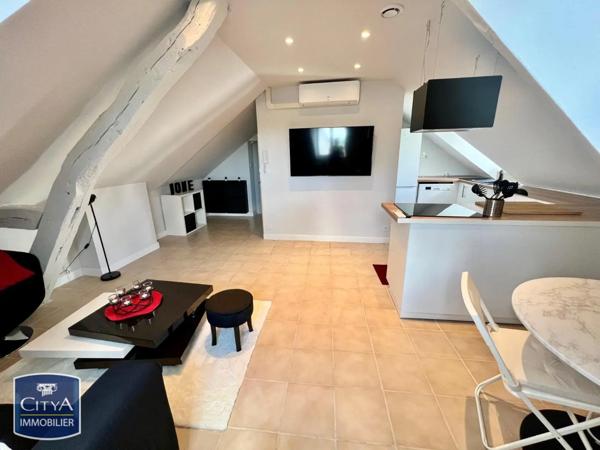 Appartement à louer 4 pièces 42.27m²