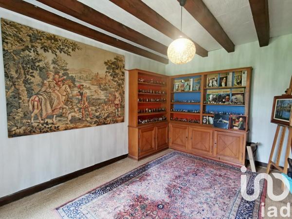 Demeure 9 pièces de 239 m² à Montgivray (36400)