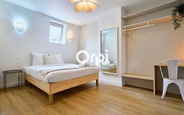 Immeuble à vendre    6 pièces • 220 m2 Tourcoing