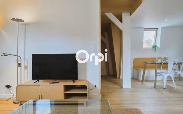 Immeuble à vendre    6 pièces • 220 m2 Tourcoing