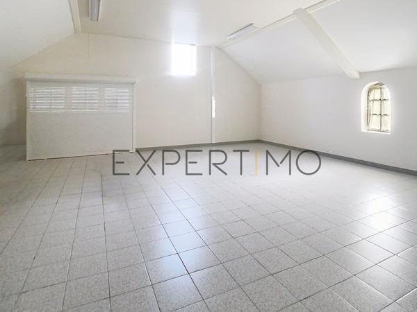 Noyers-Bocage (14210) IDÉAL POUR ACTIVITÉ ARTISANALE, COLLECTION ou STOCKAGE