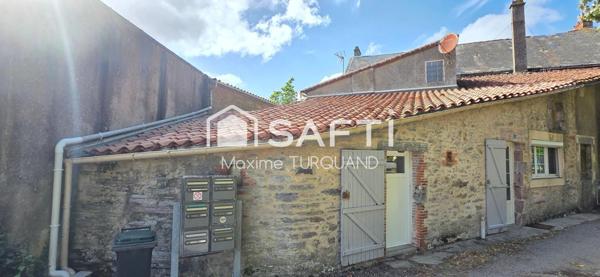 Maison d'habitation 92m², 2 chambres, 2 salles d'eau.