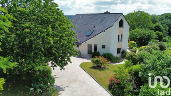 Maison d’architecte 8 pièces de 210 m² à Dinan (22100)