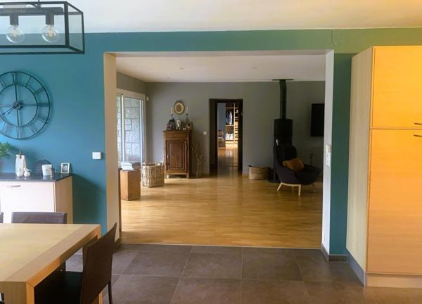 Maison à vendre à Alençon dans l'Orne (61000), ref : CHEUVREUX NOTAIRE-VI