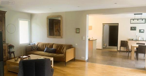 Maison à vendre à Alençon dans l'Orne (61000), ref : CHEUVREUX NOTAIRE-VI