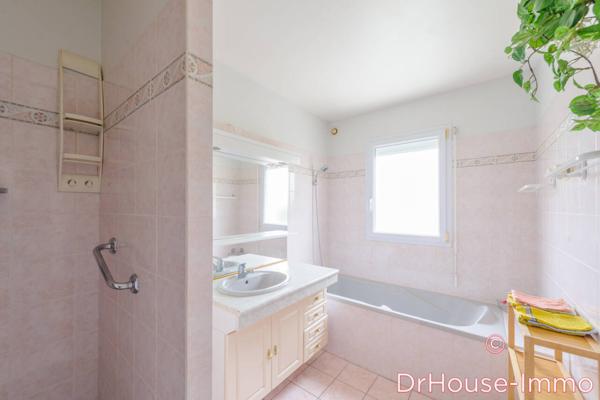 Maison à vendre 6 pièces de 136 m²
