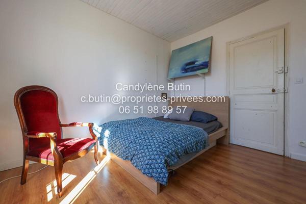 Maison de charme de plain-pied de 129 m² avec piscine et jardin intimiste ,Centre-ville