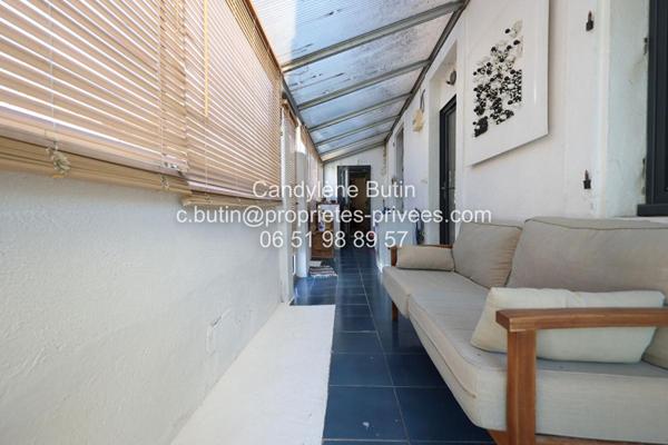 Maison de charme de plain-pied de 129 m² avec piscine et jardin intimiste ,Centre-ville
