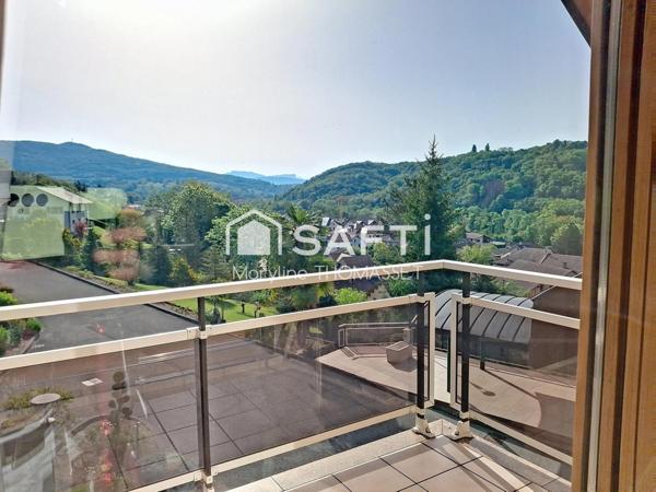 luxueuse maison d'architecte avec piscine intérieure