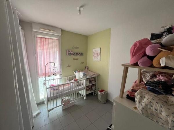 En Exclusivité, Appartement de type 4 avec terrasse et parking privé.