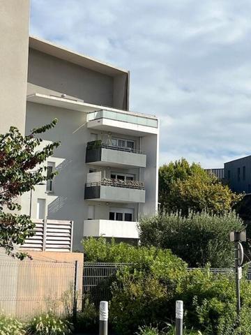 En Exclusivité, Appartement de type 4 avec terrasse et parking privé.