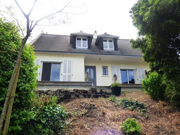 Maison sur Saint Hilaire Saint Florent 124 m², à proximité des commerces et du centre ville de Saumur