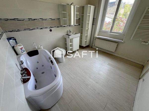 Maison 5 chambres à deux minutes du port