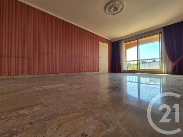 Appartement F4 à vendre  5 pièces - 141,29 m2 SALON DE PROVENCE - 13