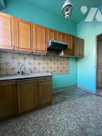 À vendre — Charmant 3 pièces à rénover à Asnières-sur-Seine