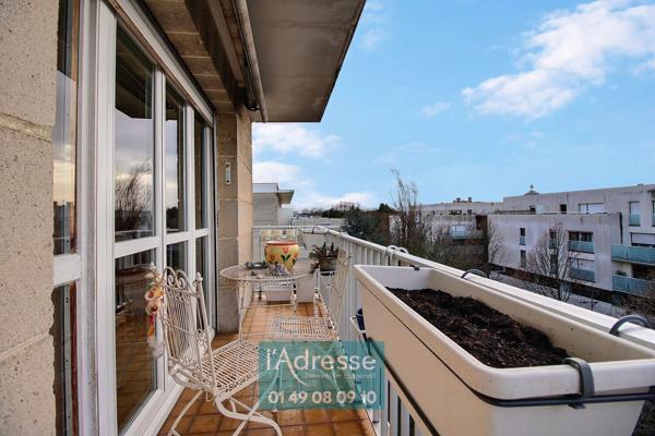 Appartement 3 pièces au pied du métro 14