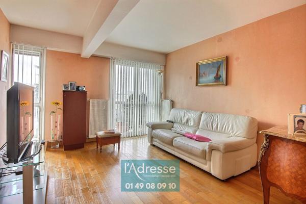 Appartement 3 pièces au pied du métro 14