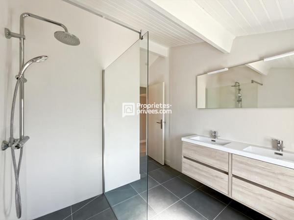 Maison 177 m²  Carignan de Bordeaux, Élégance, confort & rénovée