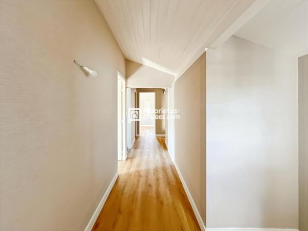 Maison 177 m²  Carignan de Bordeaux, Élégance, confort & rénovée