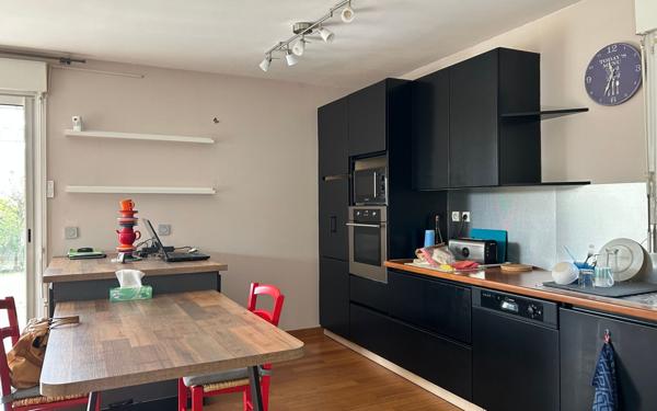 Maison à vendre    5 pièces • 171 m2 Périgny