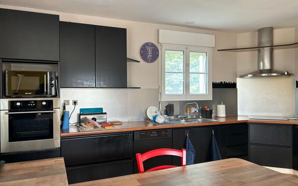 Maison à vendre    5 pièces • 171 m2 Périgny
