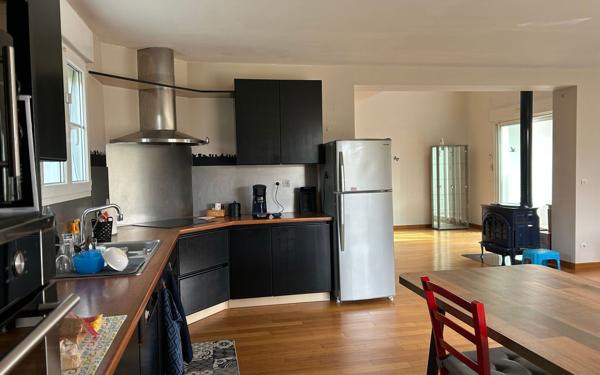 Maison à vendre    5 pièces • 171 m2 Périgny