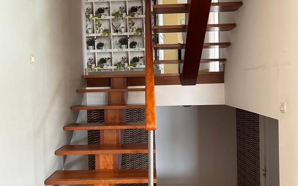 Maison à vendre    5 pièces • 171 m2 Périgny
