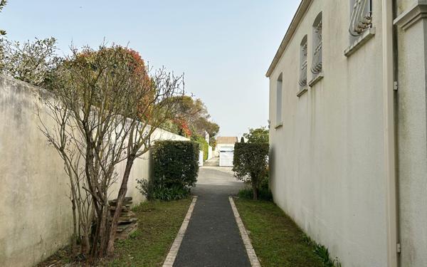 Maison à vendre    5 pièces • 171 m2 Périgny