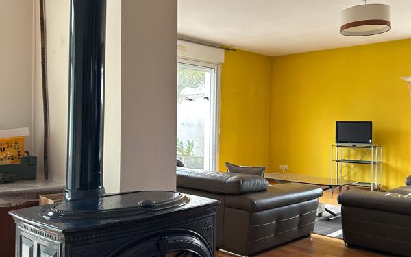 Maison à vendre    5 pièces • 171 m2 Périgny