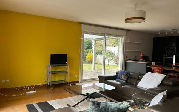 Maison à vendre    5 pièces • 171 m2 Périgny