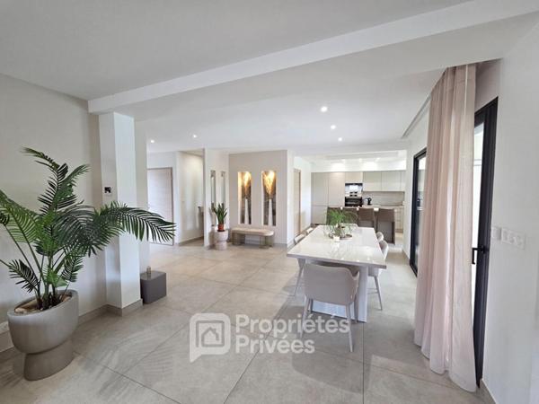 Maison Montélimar 5 pièces 143 m2