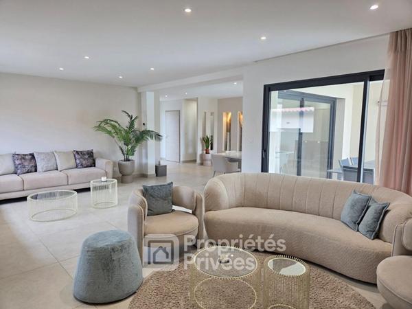 Maison Montélimar 5 pièces 143 m2