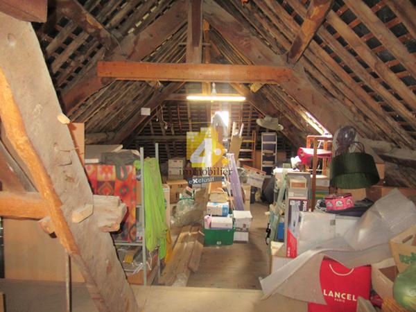 Maison - 12 pièces - 225 m²