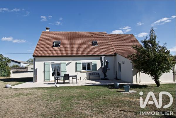 Maison à vendre 6 pièces 101 m² Rouvres-Saint-Jean