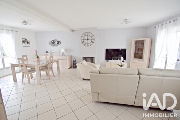 Maison à vendre 6 pièces 101 m² Rouvres-Saint-Jean