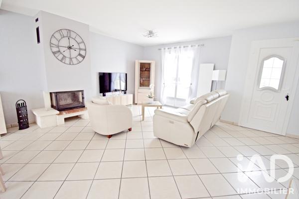 Maison à vendre 6 pièces 101 m² Rouvres-Saint-Jean