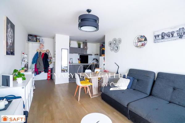 Dans résidence prisée et bien entretenue...