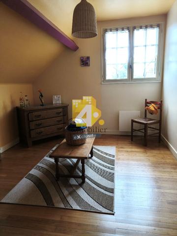 Maison - 6 pièces - 120 m²