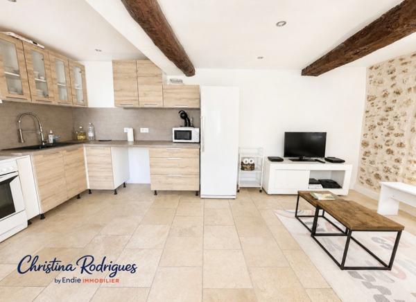 LORGUES MAISON DE VILLAGE DEUX LOGEMENTS