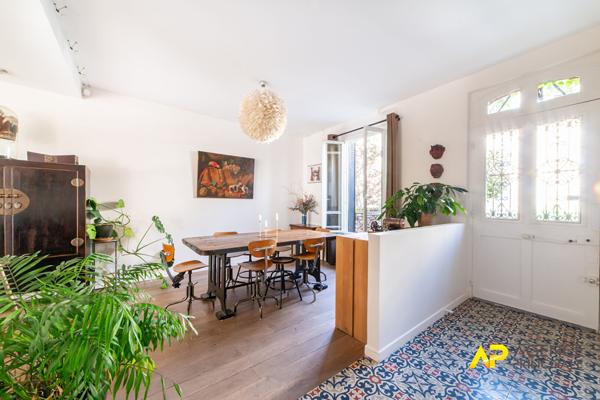 Maison d'exception des années 30 à La Garenne-Colombes, havre de paix ensoleillé 1 145 000 € **  - Référence  13413