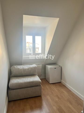 Appartement
         1 pièce
        - 8 m² 97 000 € *